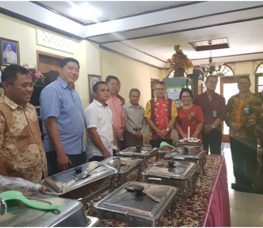 Acara Pensiun Karyawan Universitas dan Yayasan