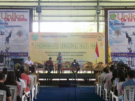 Forum Diskusi Ilmiah “Pengelolaan Keuangan Dana Desa” Fakultas Ekonomi Program Studi Akuntansi UKSLDM