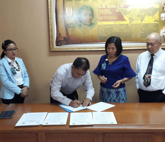 Penandatanganan Kontrak Penelitian Hibah BKKBN Tahun 2019