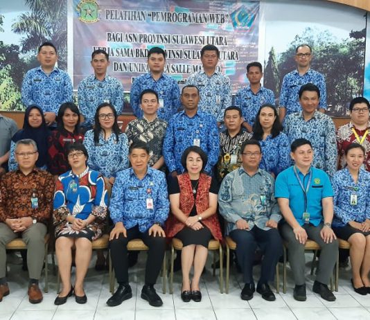 Pelatihan Pemrograman Web dan Photoshop Bagi ASN SULUT oleh Fakultas Teknik Prodi Teknik Informatika UKDLSM