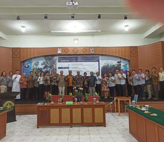 Focus Group Discussion (FGD) tentang “Budaya Organisasi di Lingkungan APTIK di Universitas Katolik De La Salle Manado”