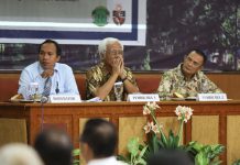 Seminar Filsafat Ilmu bersama Prof. Dr. Alois Nugroho dan Dr. Mikhael Dua