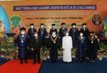 Unika De La Salle Manado Gelar Wisuda ke 21 Secara Drive-Through