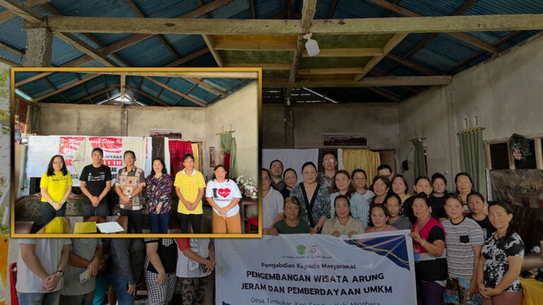 F.E.B UKDLSM MELAKSANAKAN KEGIATAN PENGABDIAN KEPADA MASYARAKAT PENGELOLAAN DESA WISATA TIMBUKAR